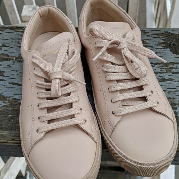 Saint Laurent Calfskin Signature Court Sneakers - Picture 7 of 7